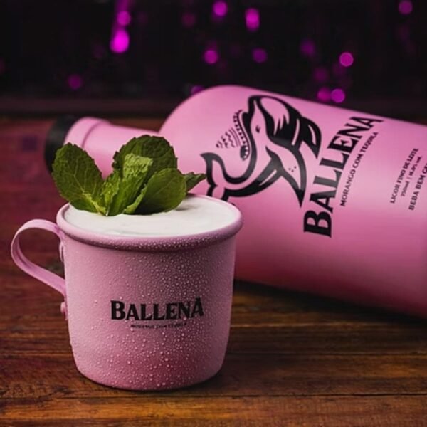 Licor Ballena Morango Tequila 750ml - Imagem 2
